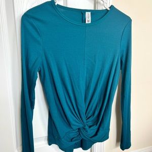 All in Motion Long sleeve twist